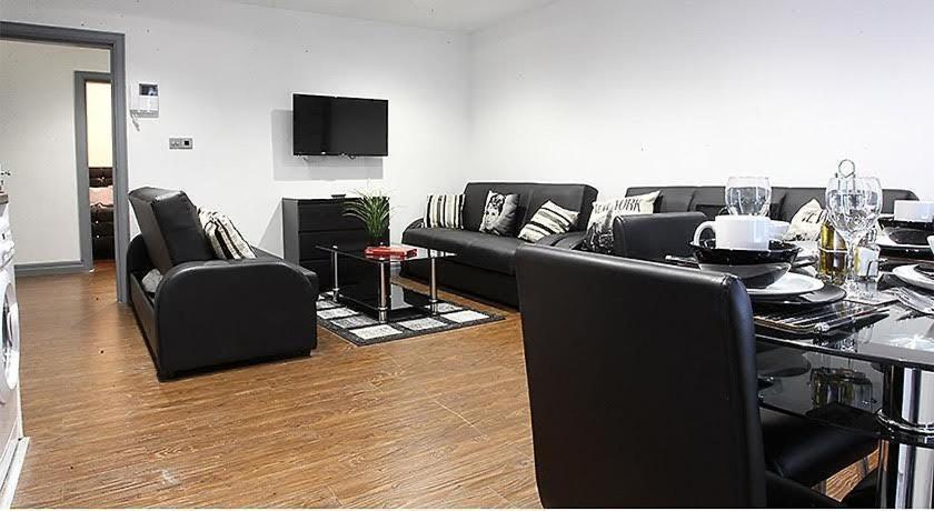 Lewis Apartment In The Heart Of The Northern Quarter Sleeps Up To 12 Mánchester Exterior foto